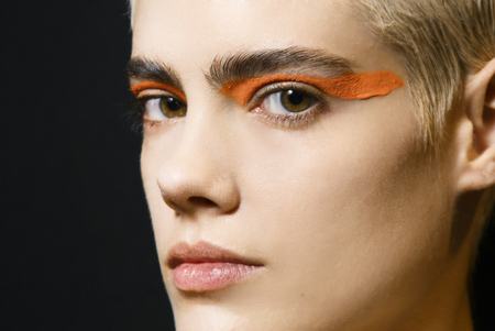 MILAN, ITALY - SEPTEMBER 22: A model is seen backstage ahead of the Byblos Milano show during Milan Fashion Week Spring/Summer 2017 on September 22, 2016 in Milan, Italy.のeditorial素材