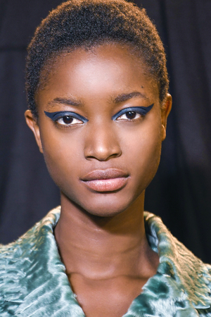 MILAN, ITALY - SEPTEMBER 21: A model is seen backstage ahead of the Fendi show during Milan Fashion Week Spring/Summer 2018on September 21, 2017 in Milan, Italy.のeditorial素材