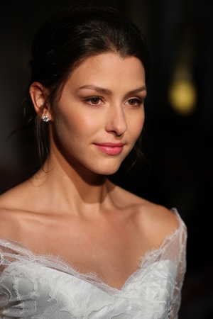 NEW YORK, NY - APRIL 14: A model walks the runway during the Anna Maier / Ulla-Maija Spring 2019  Bridal fashion show on April 14, 2018 in New York City.のeditorial素材