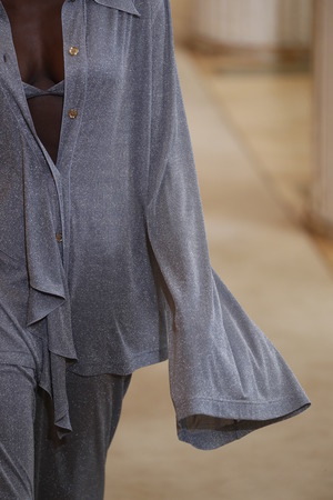 PARIS, FRANCE - MARCH 02: A model walks the runway during the Nina Ricci show as part of the Paris Fashion Week Womenswear Fall/Winter 2018/2019 on March 2, 2018 in Paris, France.のeditorial素材