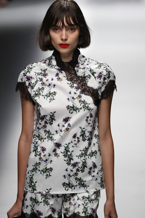 MILAN, ITALY - SEPTEMBER 23: A model walks the runway at the Blumarine show during Milan Fashion Week Spring/Summer 2018 on September 23, 2017 in Milan, Italy.のeditorial素材