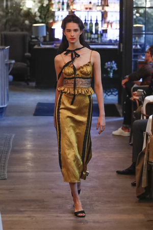 NEW YORK, NY - SEPTEMBER 09: A model walks the runway during the Brock Collection fashion show at the 11 Howard Hotel on September 9, 2018 in New York City.のeditorial素材