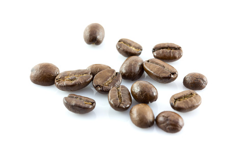 coffee beans isolate on white backgroundの写真素材
