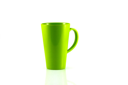 Green plastic cup isolate on white backgroundの写真素材