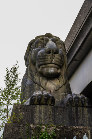 Hidden statue of lion, part of the Britannia Bridge, between Anglesey and Gwynedd, Wales, United Kingdom.のeditorial素材