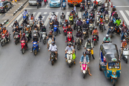 THAILAND â AUGUST 30 Bangkok scooters and motorbikes waiting for green light 30, 2017 in Bangkok, Thailandのeditorial素材