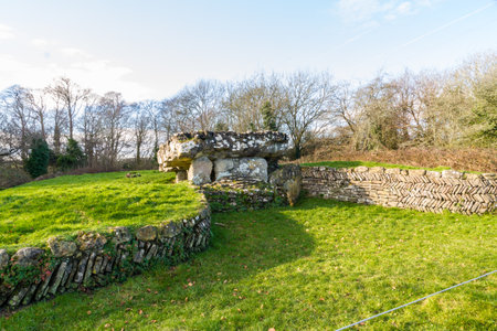Tinkinswood Burial Chamber,  chambered long cairn. South Wales, United Kingdom.のeditorial素材