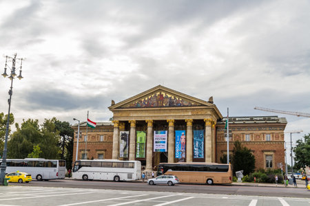 Budapest, Hungary â Hall of Art at Heroes Square in Budapest Hungary, landscape on September 17 2019 in Hungaryのeditorial素材