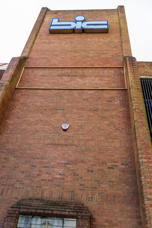 Bournemouth, England â Sign to entrance of NHS COVID-19 Vaccination Centre at Bournemouth International Centre, portrait, on January  17 2021 in UK.のeditorial素材