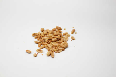 fried peanuts are delicious to eat as a snackの写真素材