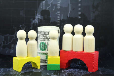 leadership leads employees with systems and ideas. business conceptの写真素材