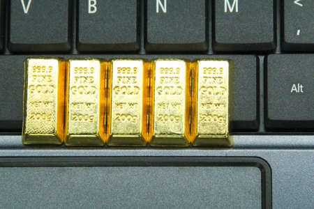 gold blocks weighing 200g in 5 pieces. golden conceptの写真素材