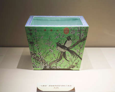 antique porcelainのeditorial素材