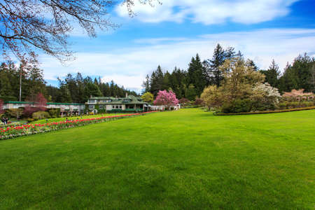 The green trees in the park building Butchart Gardensのeditorial素材