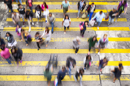 Hong Kong, Hong Kong SAR -November 13, 2014: Crowded pedestrian crossing during rush hour in Hong Kong.のeditorial素材