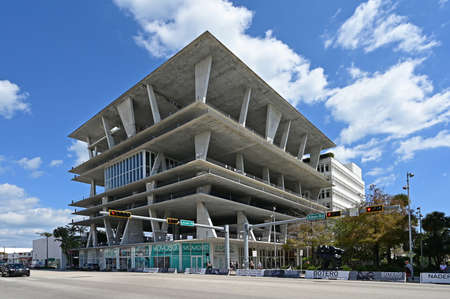 Miami Beach, Florida - February 29, 2020 - 1111 Lincoln Road parking structure on Lincoln Road Mall on sunny winter morning.のeditorial素材