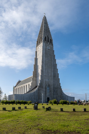Reykjavik, Iceland - September 4, 2023 - Hallgrimskirkja Lutheran Church on sunny clear autumn morning.の写真素材