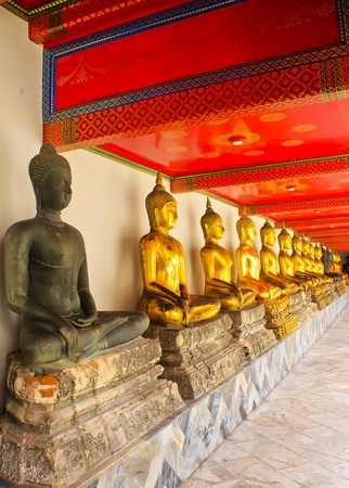 Golden Buddha statues. Generality in Thailand, for Buddhist buildings created with money donated by people to hire artist. They are public domain or treasure of Buddhism, no restrict in copy or use. This photo is taken under these conditions.のeditorial素材