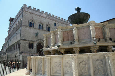 Marble Fontana Maggiore and the palace in Perugia Umbriaのeditorial素材