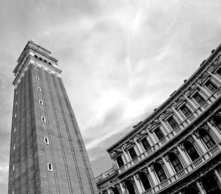 the highest and most famous campanile in Piazza San Marco in Venice in BWのeditorial素材