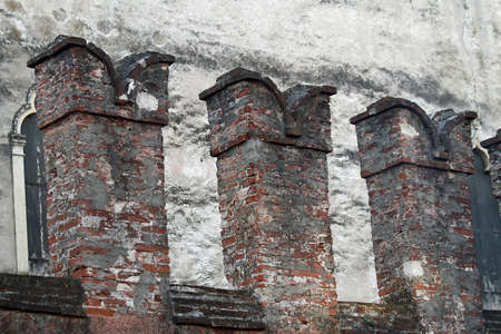 crenellations of the walls of a medieval castle in Thiene in Italyのeditorial素材