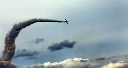 Thiene, Vicenza - Italy. 26th July, 2015: smoke from the plane during the showのeditorial素材