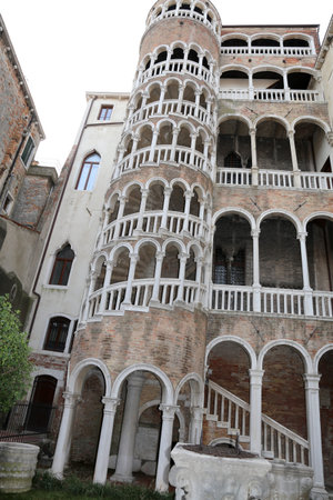 Venezia, VE, Italy - December 31, 2015: Ancient Venetian Palace with Spiral Staircase called Palazzo Contarini del Bovoloのeditorial素材