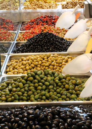Lots of quality olives for sale in the mediterranean marketの写真素材