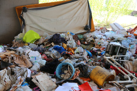 garbage and many dirty things on the homeless shelter