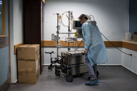 Gaza Strip: Palestine Childrens Relief Fund doctors visit and operate on children with heart problemsのeditorial素材