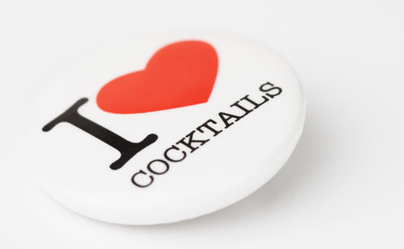 I love cocktails badge on light grey background