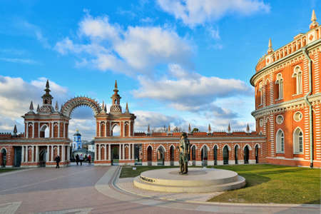 Moscow, Russia - November 21, 2018: Decorative gallery and figured gate in the Museum Park Tsaritsyno.のeditorial素材