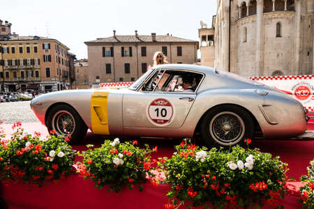 MODENA, ITALY - June, 2018. A beautiful Ferrari 250 GT SWB "Sefac" of 1961 in Piazza Grande at the end of the race Modena 100 ore Classicのeditorial素材