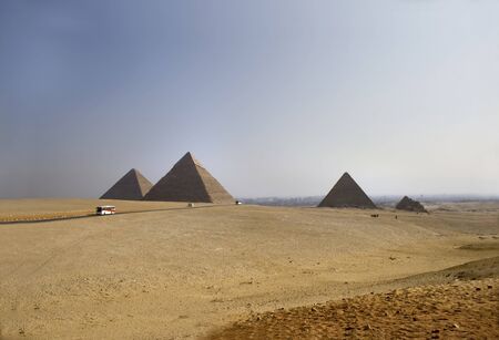  great pyramids of Chephren, Khafu and Menkaure on the giza plateau, Kairo, Egyptの写真素材