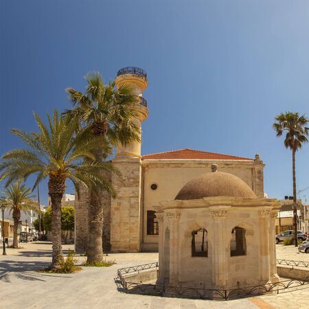 Image of the old turkish mosque in Lerapetra. Crete, Greece.のeditorial素材