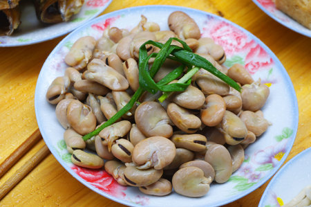 Spiced beans