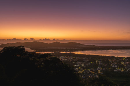 Photo of Lagoa da ConceiÃ§Ã£o, FlorianÃ³polis, Santa Catarina, Brazil, during dawn, without the sun. Photo captured in February 2025.の写真素材