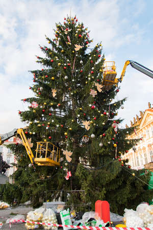 Christmas tree decoration in the Old Town Prague Squareの写真素材