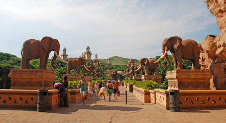 SUN CITY, SOUTH AFRICA - JANUARY 03, 2008: Gigantic elephant statues on Bridge of Time in famous resort Lost City in Sun City, South Africa.のeditorial素材