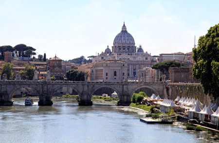 Saint Peter's basilica and Saint Angelo bridge on Tiber river in Rome, Italyのeditorial素材
