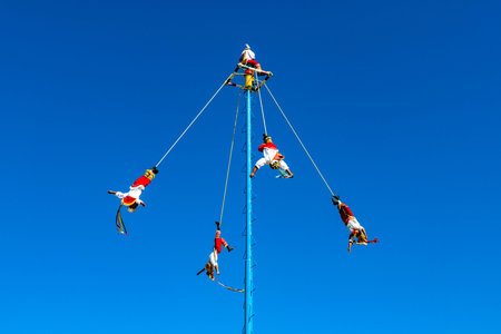 Tulum Mexico Acrobat Men High Rope Swing, shoot in 2019