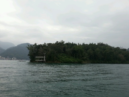 Sun moon lakeの素材