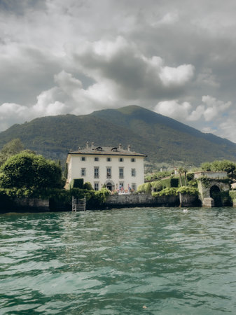 houses on the shore of Lake Como, Italy.の写真素材