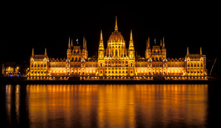 View of the Hungarian Parliament building at night in Budapest.の写真素材