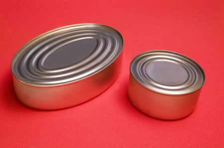 red, eat, tin, lid, jar, meal, full, pack, steel, goods, stock, clean, label, shiny, metal, dinner, tinned, closeup, kitchen, grocery, product, storage, preserve, close-up, conserve, hermetic, aluminium, breakfast, stockpile, container, nutrition, recyclaの写真素材