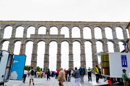 SEGOVIA SPAIN - SEPTEMBER 21, 2021. Aqueduct of Segovia. Ancient Roman aqueduct in the Plaza del Azoguejo and old construction cities in Segovia. Spain. Europe. Horizontal photography.のeditorial素材