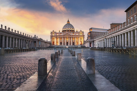 Jubilee. 2025. St. Peter's Basilica in the Vatican. St. Peter's Basilica in St. Peter's Square in the Vatican at dusk, central Rome, Italy. Jubilee Year 2025.の写真素材