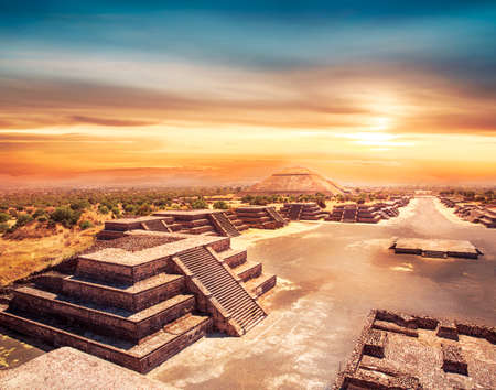 Teotihuacan, Avenue of the Dead and the Pyramid of the sunの写真素材