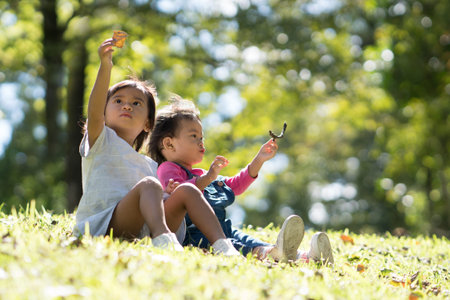 baby girls play in park