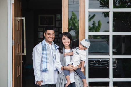 muslim family eid mubarakの写真素材